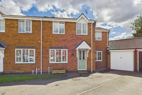 3 Bedroom Semi-Detached House - For Sale