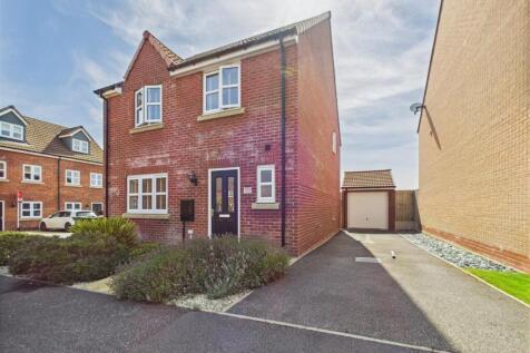 4 Bedroom Detached House - For Sale