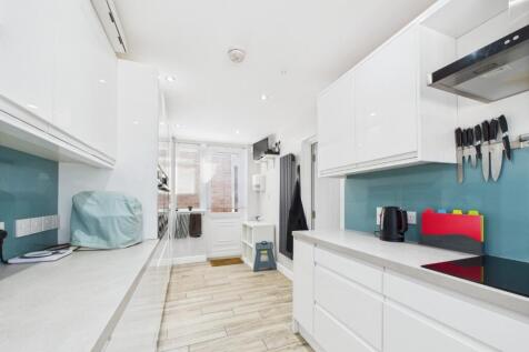 Kitchen- Annex