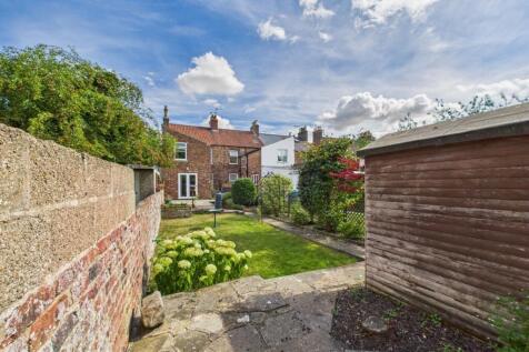 4 Bedroom End Terrace- For Sale