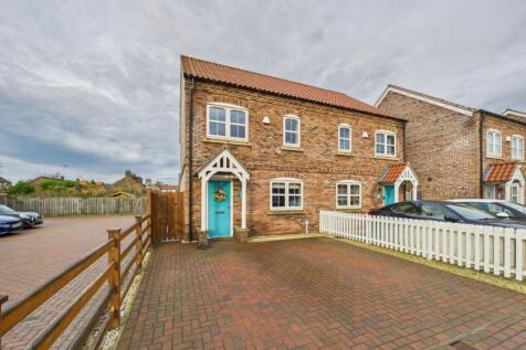 3 Bedroom Semi-Detached House - For Sale