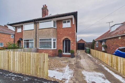 3 Bedroom Semi-Detached House - For Sale