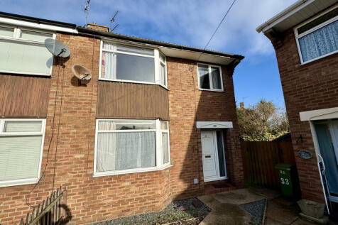 3 Bedroom House - semi-detached for Sale