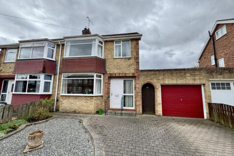 3 Bedroom House - semi-detached for Sale