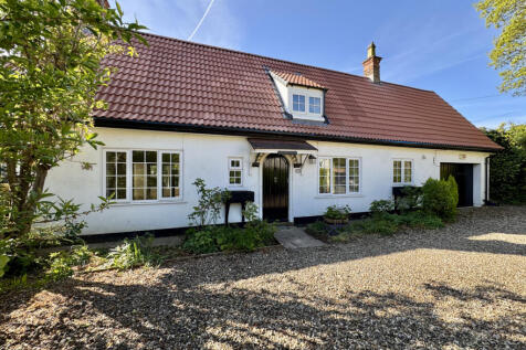 4 Bedroom House - detached for Sale