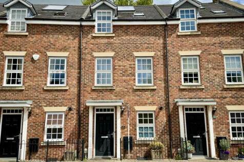40 St Nicholas Road, Beverley 4 Bed Town House