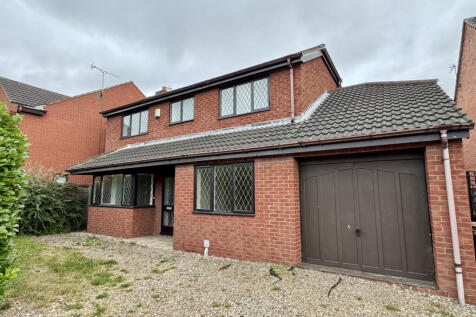 4 Bedroom House -  Detached For Sale