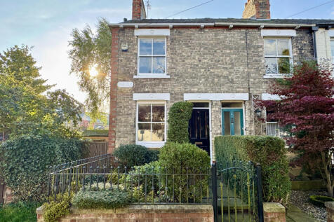 2 Bedroom House - end terrace for Sale