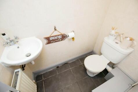 Guest cloakroom