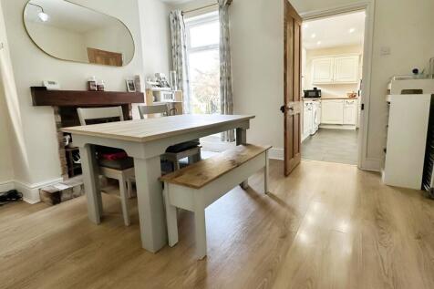 50a046ac-Dining 2...