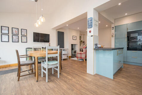 56 Bardon Rd - 04...