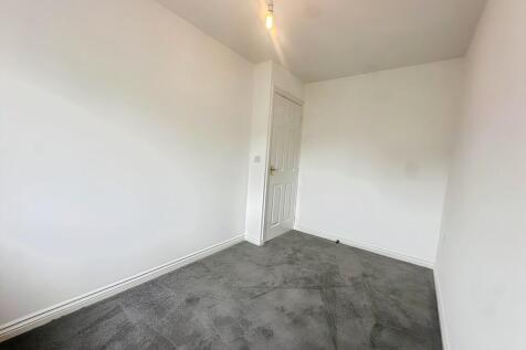 fb2173f5-WhatsApp...