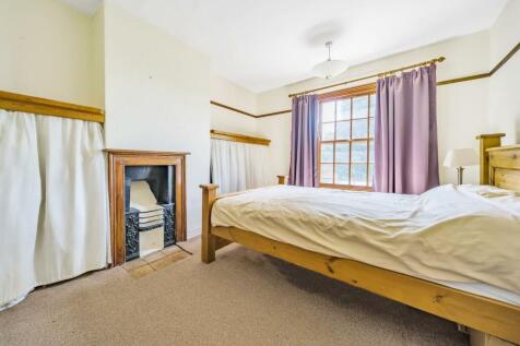 THIRD DOUBLE BEDROOM.jpg