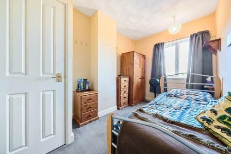 Bedroom 2 second view.jpg