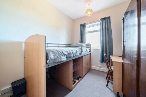 Bedroom 3.jpg