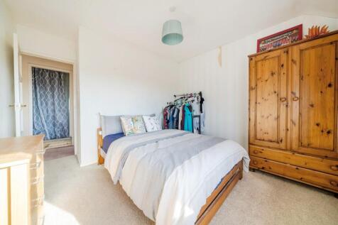 BEDROOM TWO.JPG