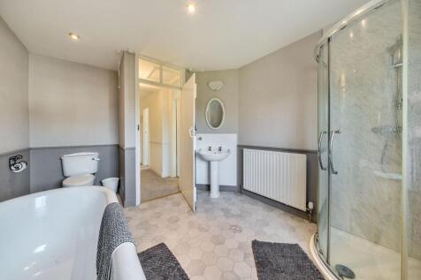 BATH &amp; SHOWER ROOM.jpg