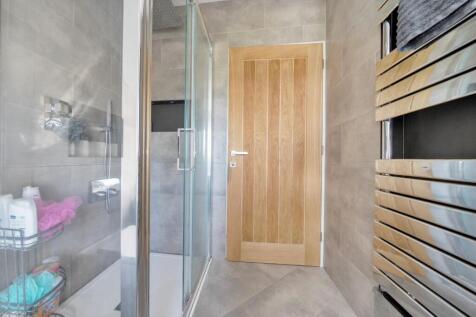 2nd view BATH &amp; SHOWER ROOM.jpg