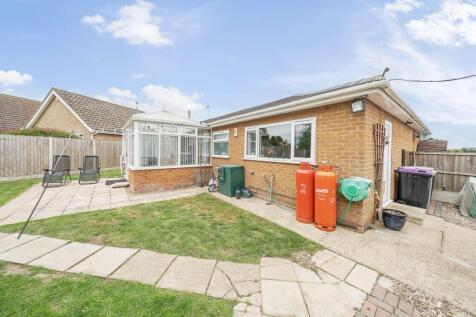 2nd view PROPERTY REAR.jpg