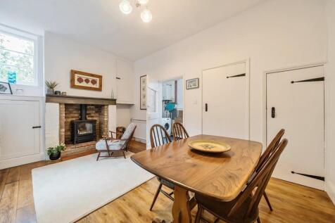 2nd view BREAKFAST ROOM.jpg