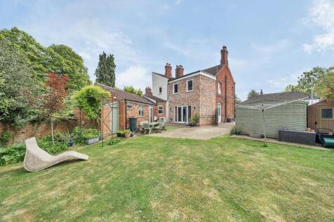 2nd view PROPERTY REAR.jpg