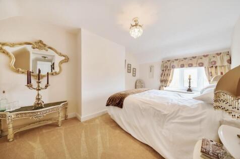 THIRD DOUBLE BEDROOM.jpg
