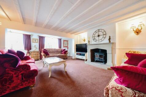 2nd view LOUNGE.jpg