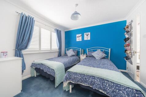 2nd view MASTER BEDROOM.jpg