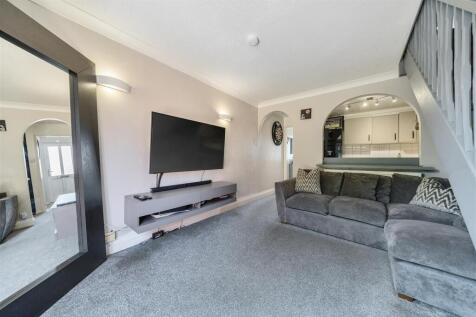 2nd view LOUNGE.jpg
