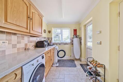 UTILITY ROOM.jpg