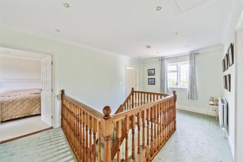 GALLERIED LANDING.jpg
