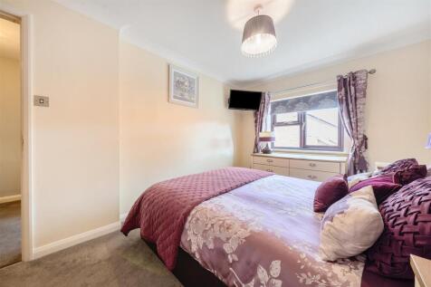 2nd view MASTER BEDROOM.jpg