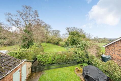 COTTAGE GARDEN TO MAIN GARDEN.jpg