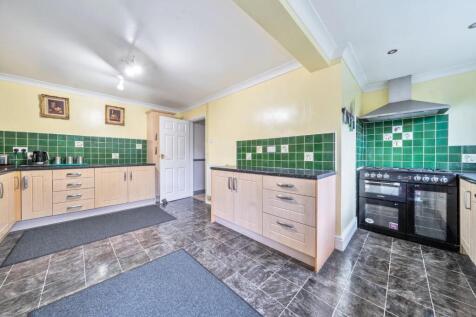 KITCHEN.jpg