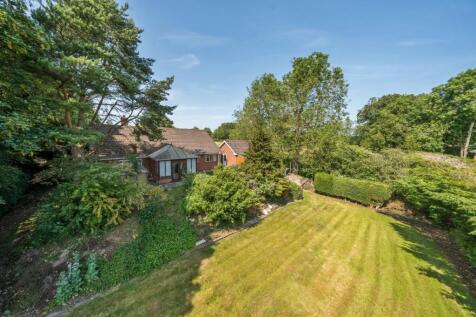REAR OF THE PROPERTY.jpg