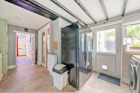 3rd view KITCHEN.JPG