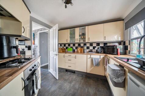 3rd view KITCHEN.jpg