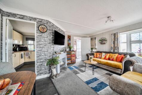 2nd view LOUNGE.jpg