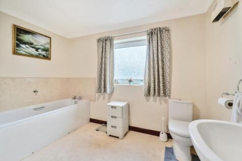2nd view BATH &amp; SHOWER ROOM.jpg