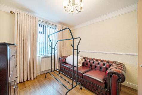BEDROOM TWO.jpg