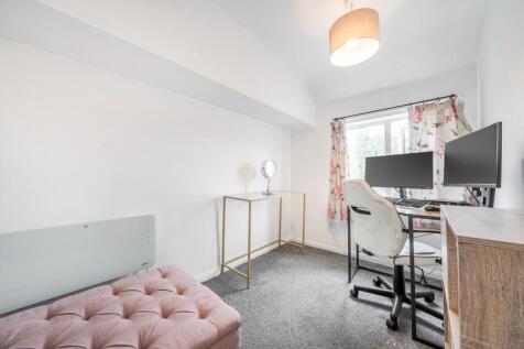 BEDROOM TWO.jpg