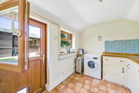 UTILITY ROOM.jpg