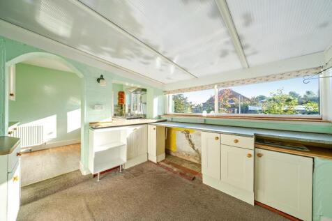 Kitchen 3.jpg