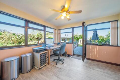Sun Room.jpg