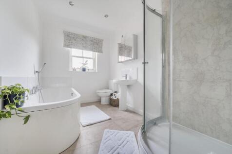 BATH &amp; SHOWER ROOM.jpg