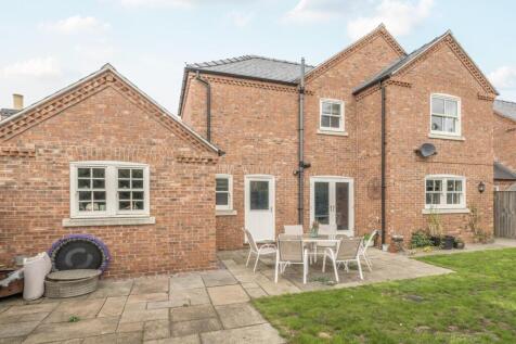 REAR OF THE PROPERTY.jpg