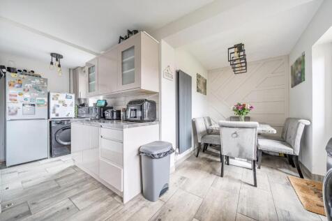OPEN PLAN KITCHEN.jpg