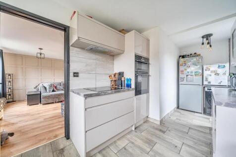 2nd view KITCHEN.jpg