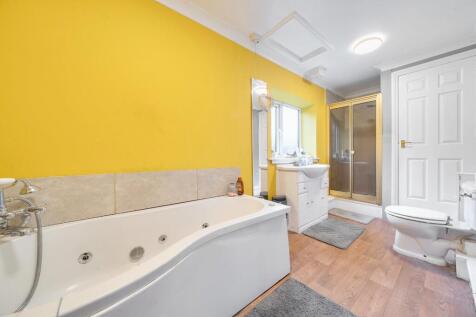 BATH & SHOWER ROOM.jpg