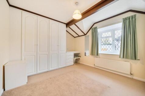 SECOND DOUBLE BEDROOM.jpg